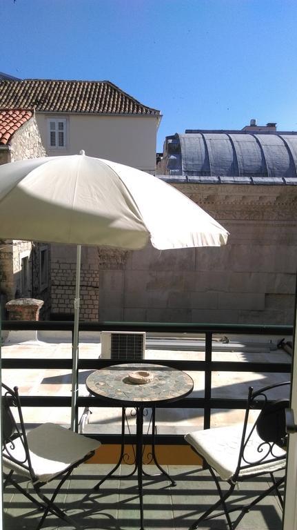 Diocletian'S Palace Apartments Split Dış mekan fotoğraf