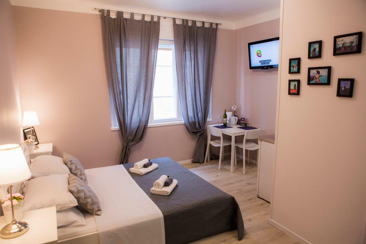 Diocletian'S Palace Apartments Split Dış mekan fotoğraf